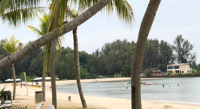 Mieqa@TheRegencyTanjungTuan (seafront unit) photo