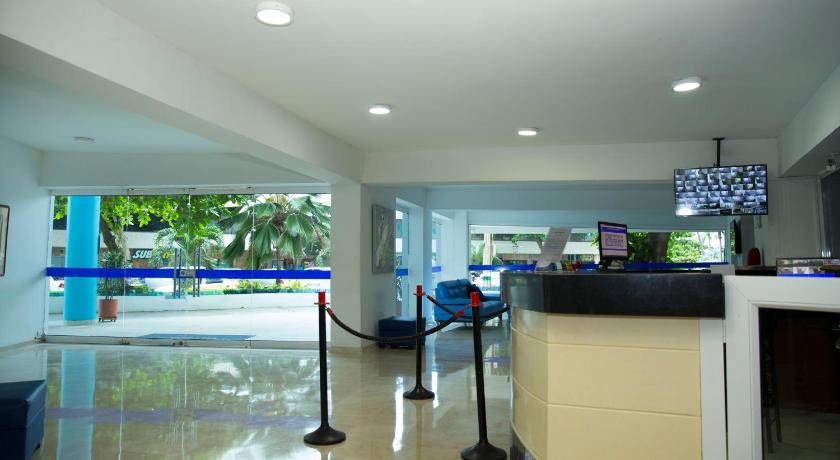 Poseidon Lake Apartments photo