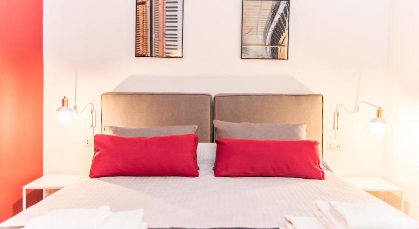 Image of Deluxe Room 5