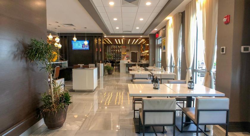 Wingate by Wyndham Miami Airport