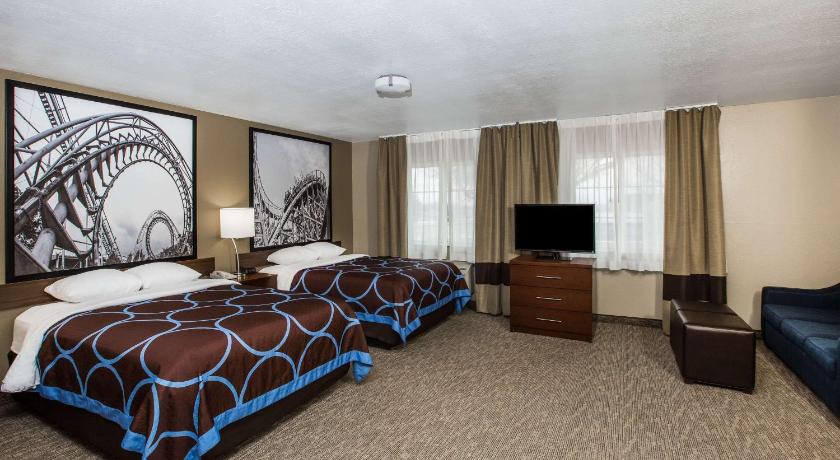 Super 8 By Wyndham Altoona