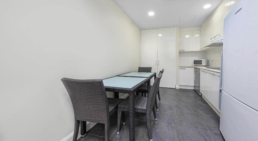 Belconnen Way Hotel & Serviced Apartments