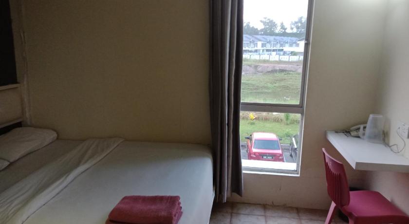 Image of Superior Queen 1