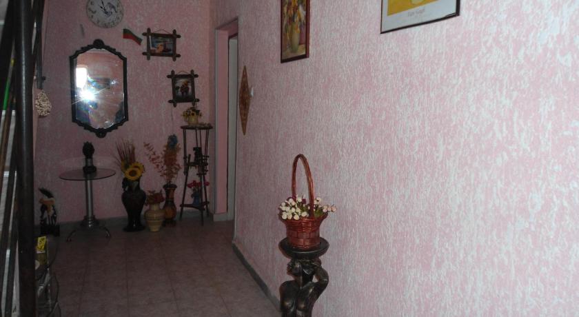 Sadala Guest House photo