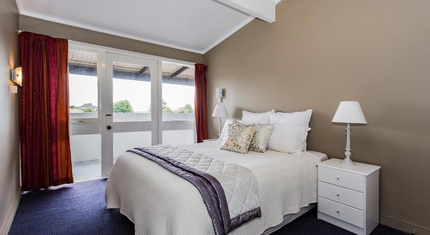 Blenheim Road Motor Lodge photo