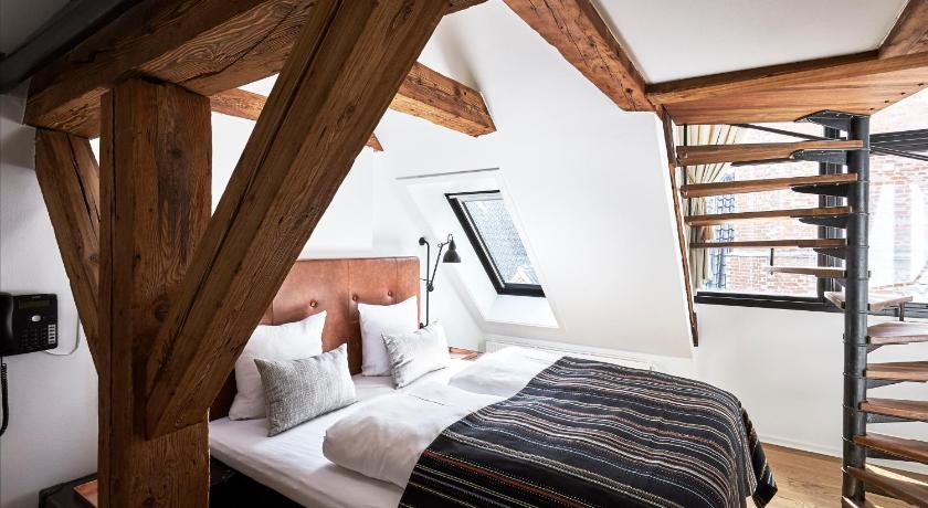 Image of Junior Suite 1