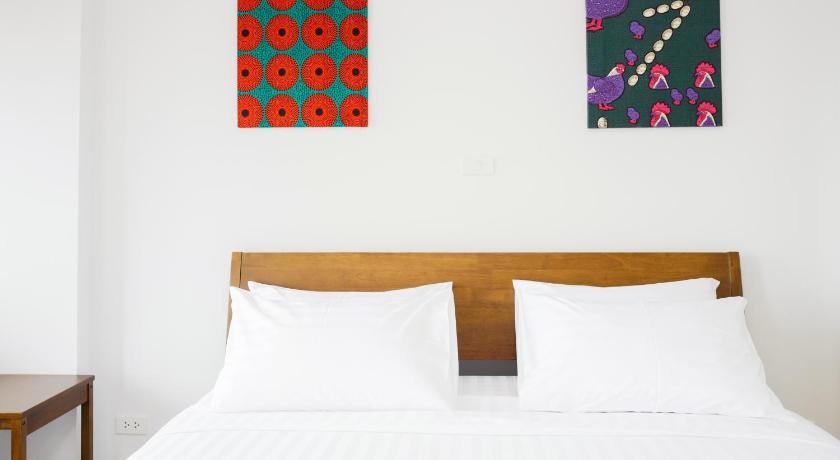 Image of Superior King Room 9