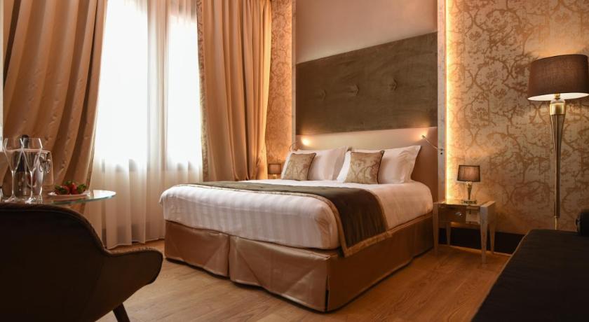 Santa Croce Boutique Hotel