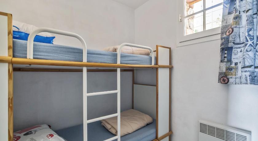 Image of Select One-Bedroom Apartment (6 People) 7