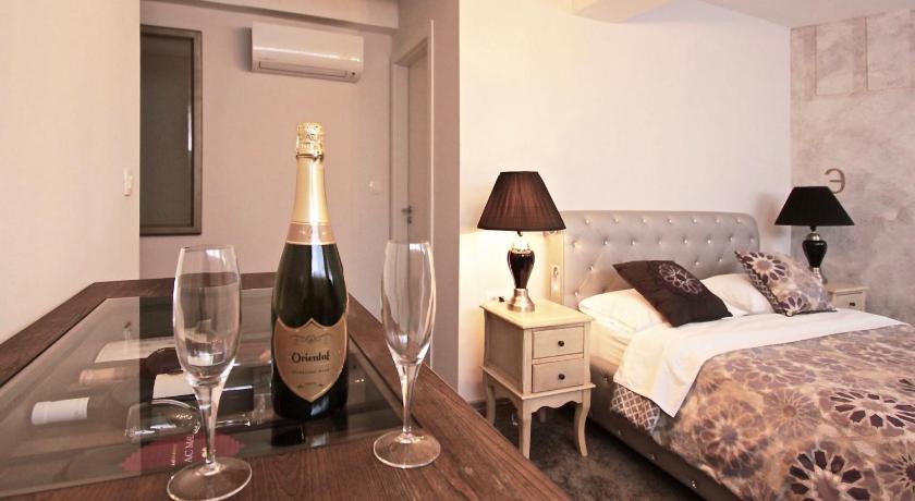 Image of Standard Double Room 11