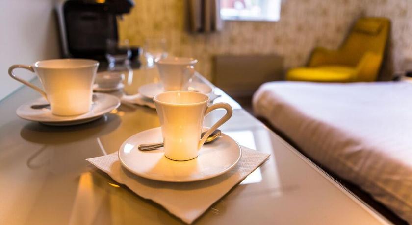 Cit'Hotel - Hotel Le Cedre photo