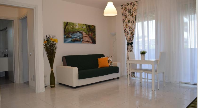 MC Malpensa Airport Home — Hotel in Milan