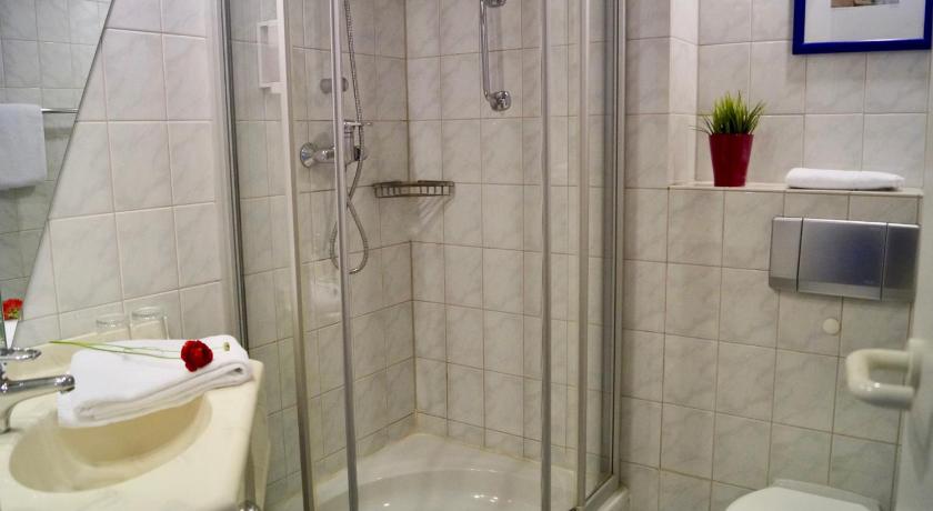 Image of Double Room 16