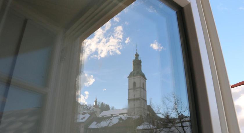CEH 1720 - castle view photo