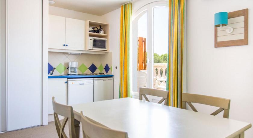 Image of Comfort One-Bedroom Apartment (4 People) 4