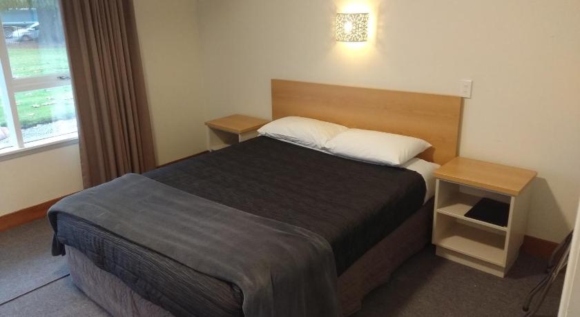 The Redwood Hotel photo