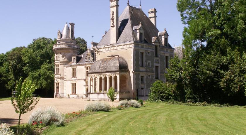 Chateau de la Court d'Aron