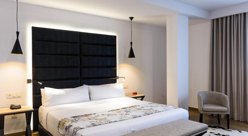 Image of Junior Suite 0