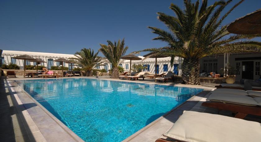 Petinaros Hotel & Studios - image 8