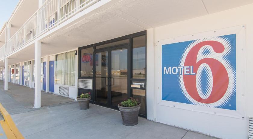 Motel 6-Liberal, KS