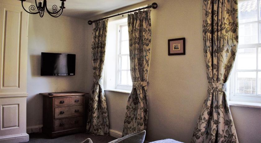 Image of Wakeful (King Room) 1
