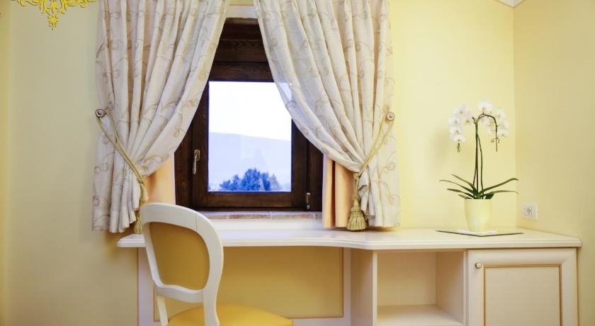 Villa Floridiana photo