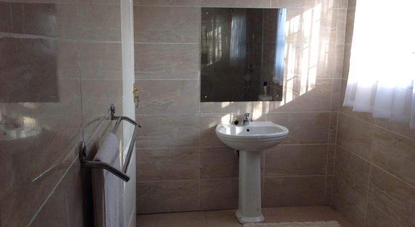 Vinolux Guest House photo