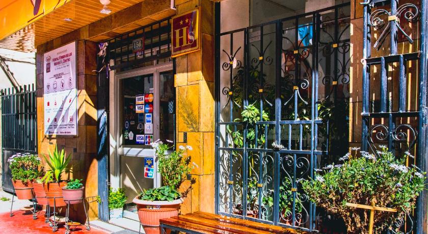 Hostal Virgen de Las Nieves II photo