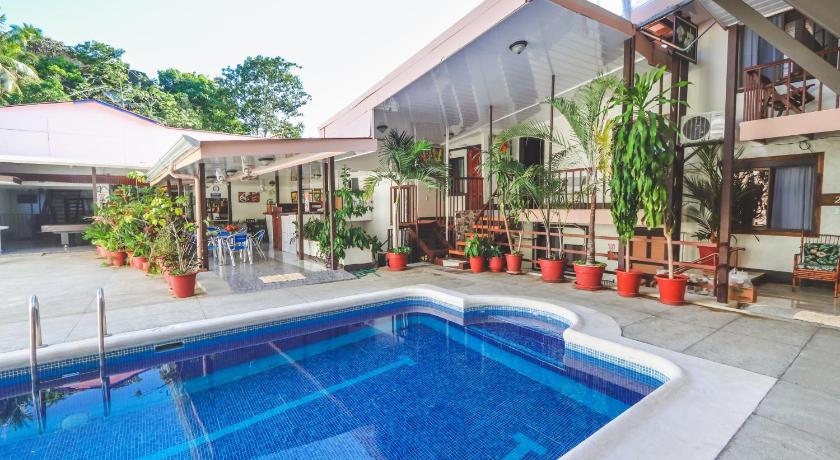 Hotel Flor Blanca photo
