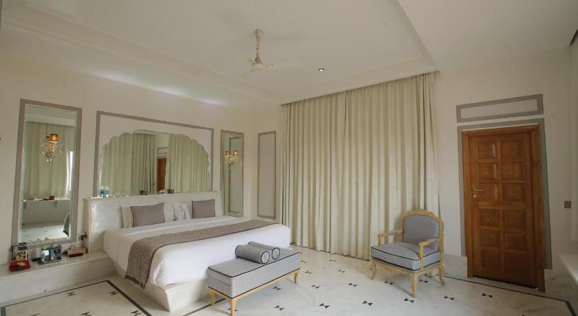 Image of Luxury Villa with Private Pool : Welcome drink on arrival, 2 pints of Kingfisher lager beer, One child up to 10 years complimentary without extra bed,20% discount on all resort services, Complimentary Mini Bar 1