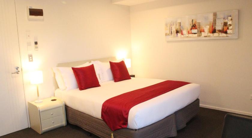 Bealey Plaza Motel photo