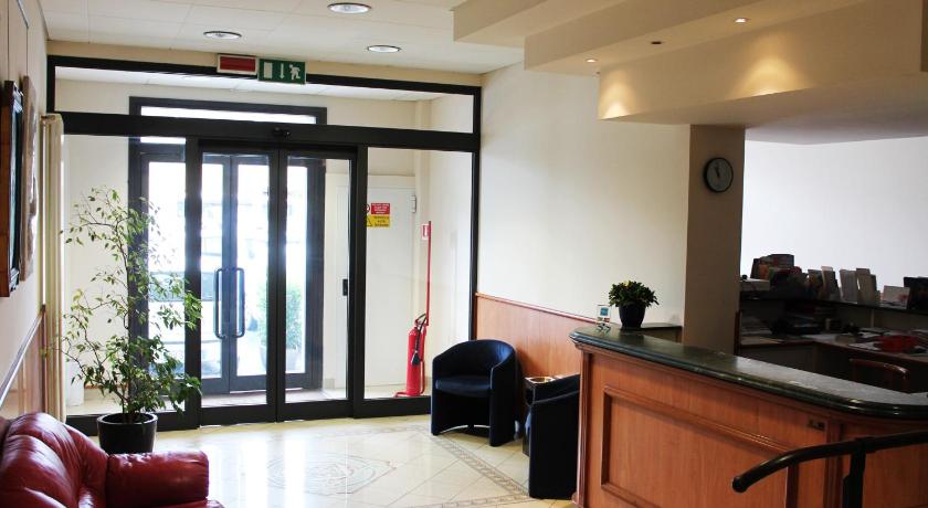 Hotel Italia-NEW photo