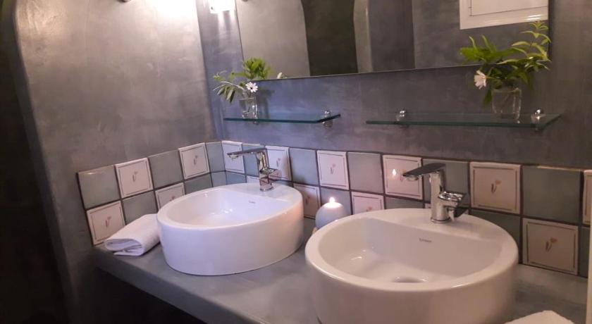 Rododafni Bay Residences photo