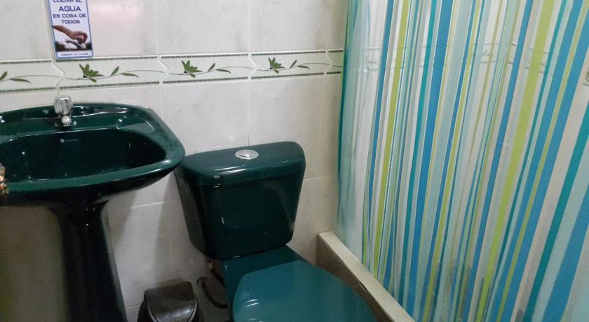 Hostal Los Lirios photo