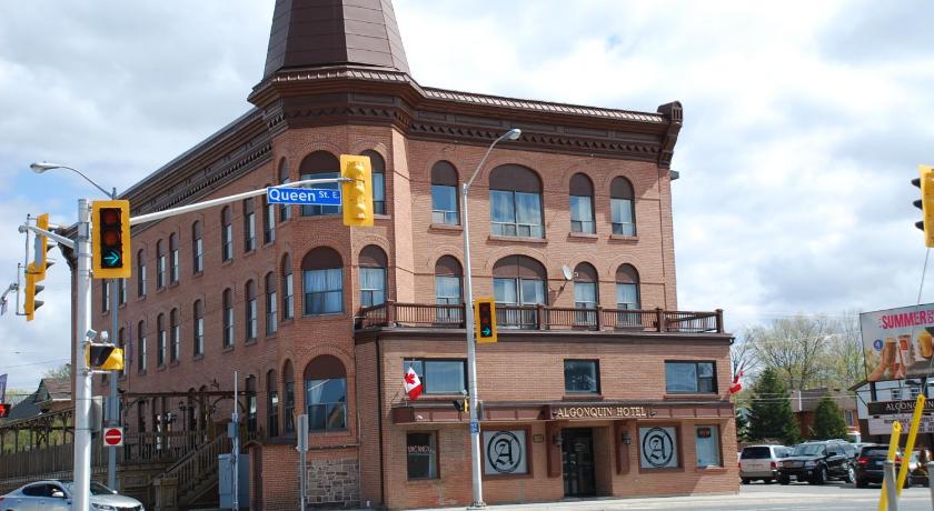 Algonquin Hotel