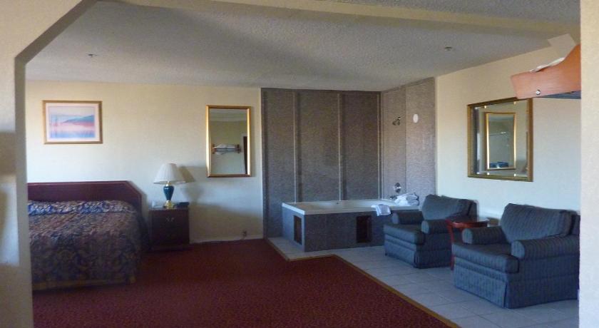 Park Hill Inn and Suites photo
