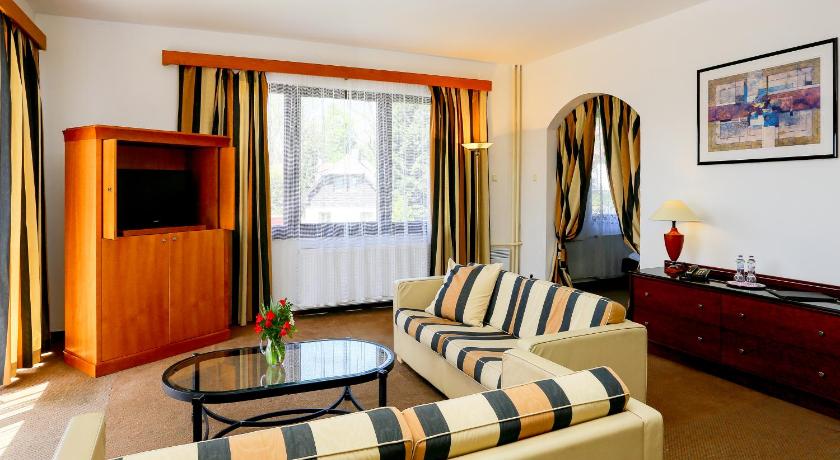 Image of Suite with Terrace 1