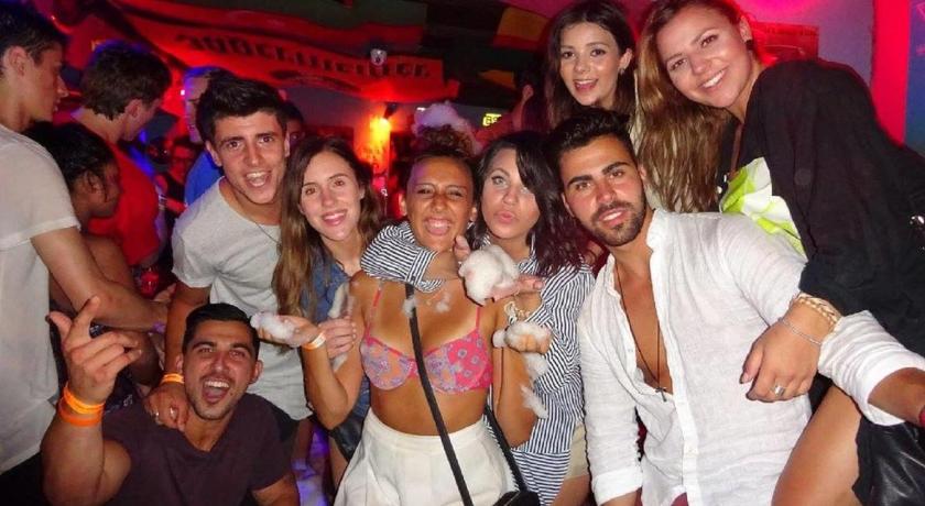 Cloud 9 Hostel photo