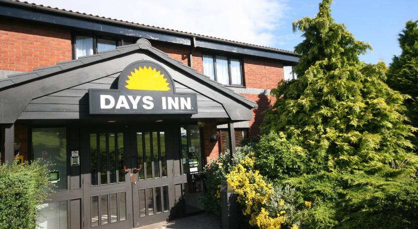 Days Inn by Wyndham Membury M4