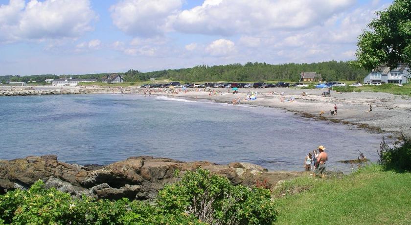 Rhumb Line Resort photo