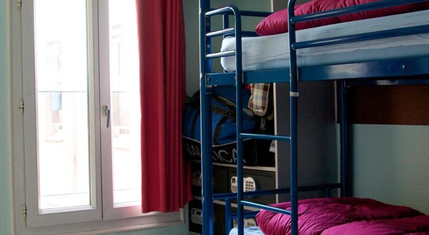 Imagem de Cama num Dormitório Misto com 2 Camas e Casa de Banho Partilhada (Bed in 2 mixed dorm with shared bathroom) 1