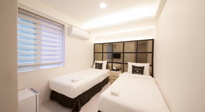 Image of Standard Twin Room 7
