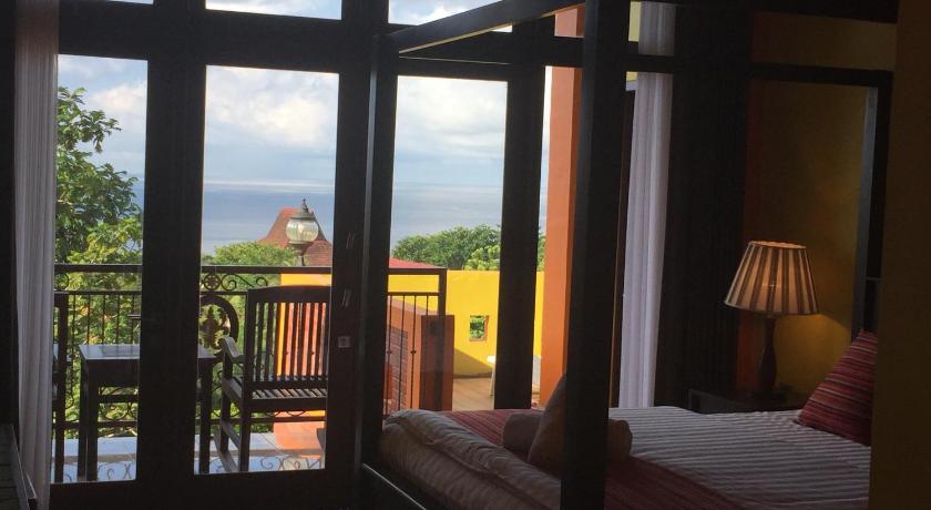 Image of Deluxe Double Room with Balcony and Sea View 7