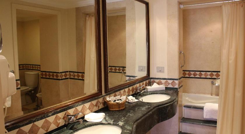 Image of King Farouk Suite 2