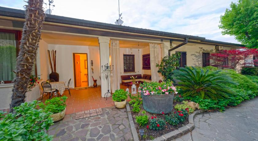 Maison Gardenia — Hotel in Moniga
