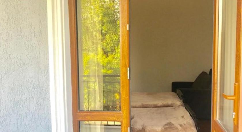 15 Kviparosi Guest House photo