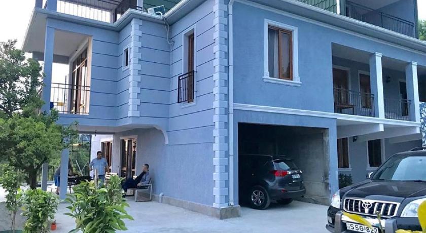 15 Kviparosi Guest House — Hotel in Batumi