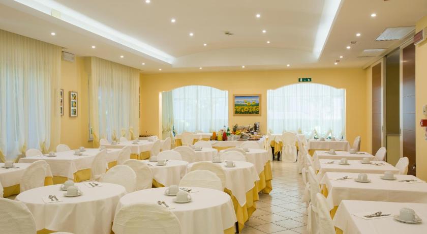 Hotel Cannes - in pieno centro