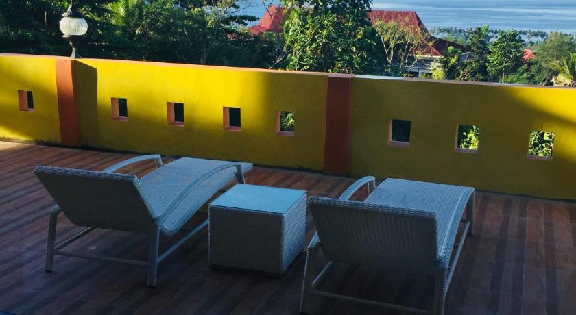 Image of Deluxe Twin Room with Sea View 1