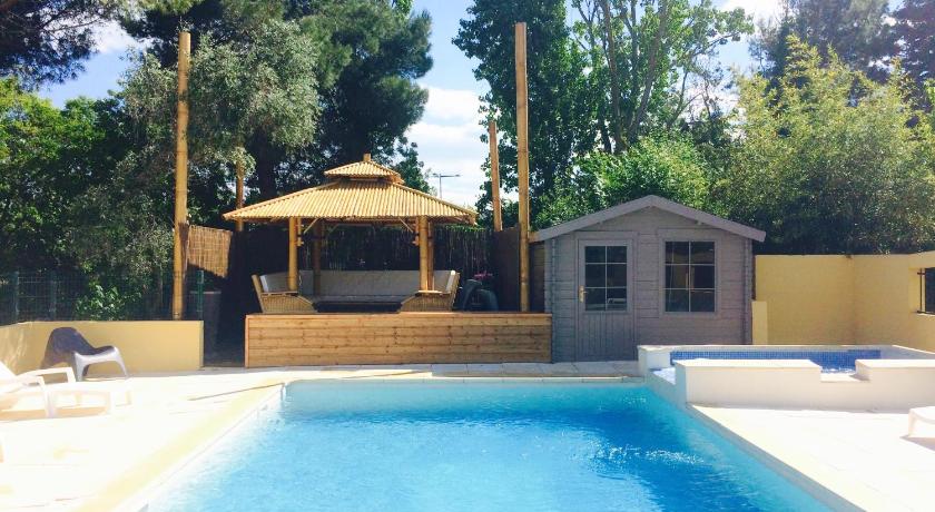 Residence les Caraibes — Hotel in Beziers